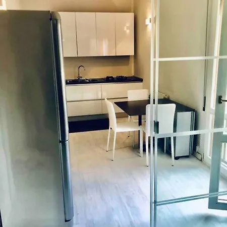 Amazing Flat For 7, Ac, Historical Center * Faenza