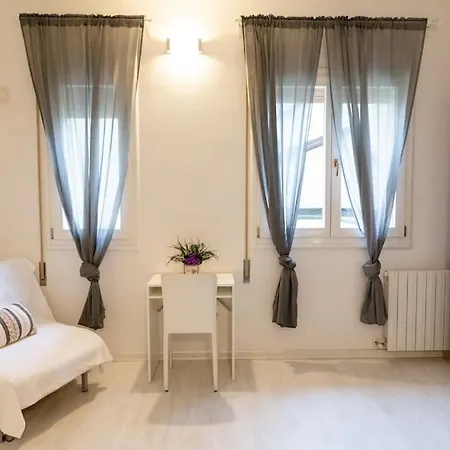 Amazing Flat For 7, Ac, Historical Center Faenza
