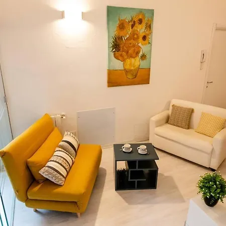 Daire Amazing Flat For 7, Ac, Historical Center *