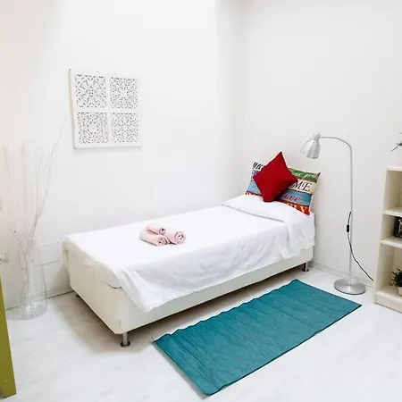 Daire Amazing Flat For 7, Ac, Historical Center Faenza