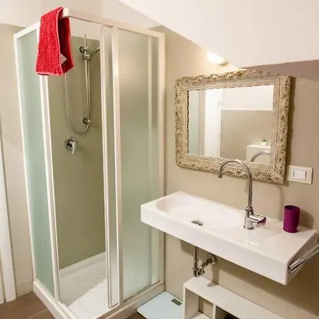 Daire Amazing Flat For 7, Ac, Historical Center